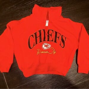 GIrls 5T - NFL Chiefs Red Quarter-Zip crop hoodie - LIKE NEW